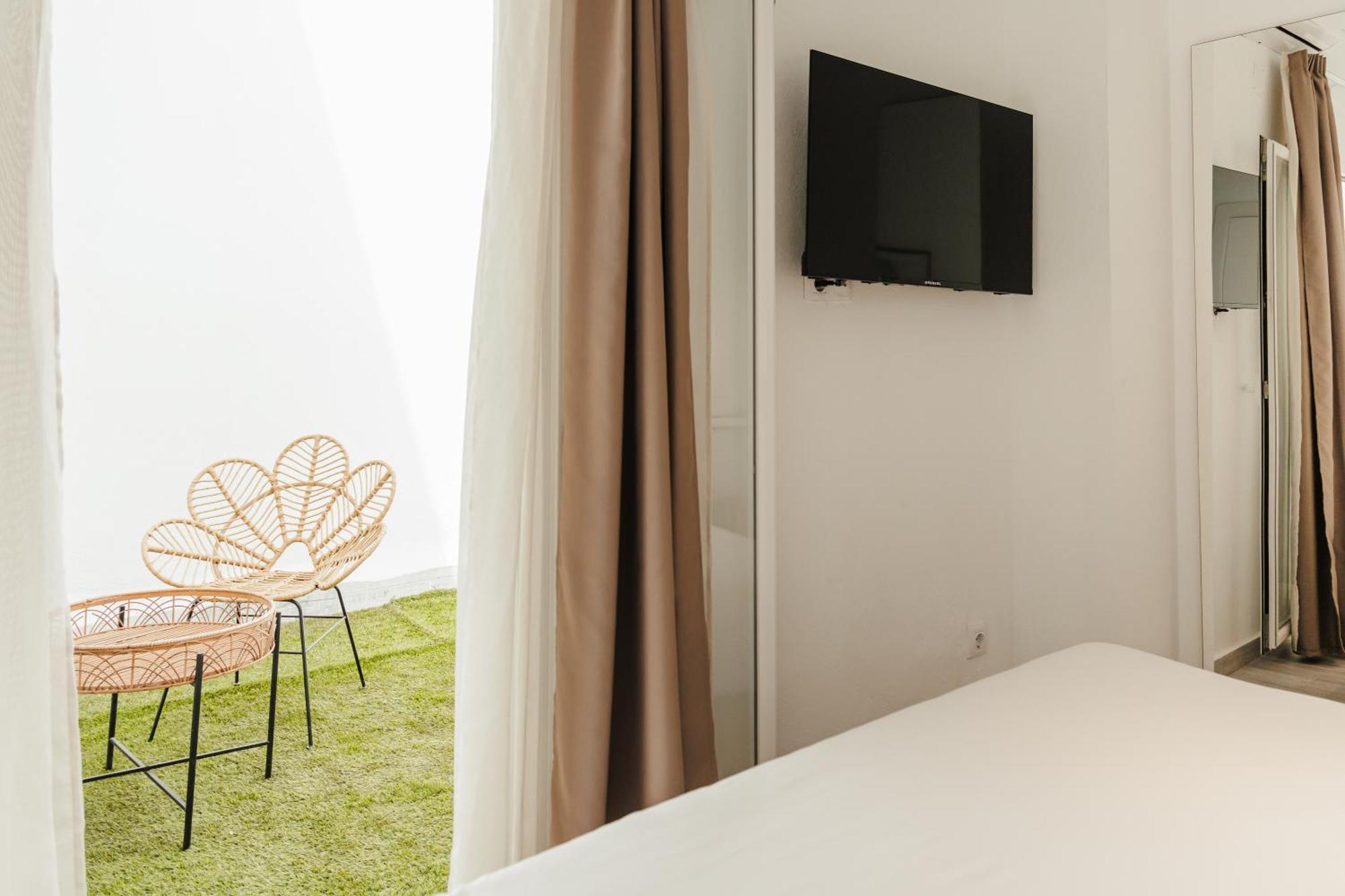 Astuto 21 Suites - Adults Only Jerez de la Frontera Exterior photo
