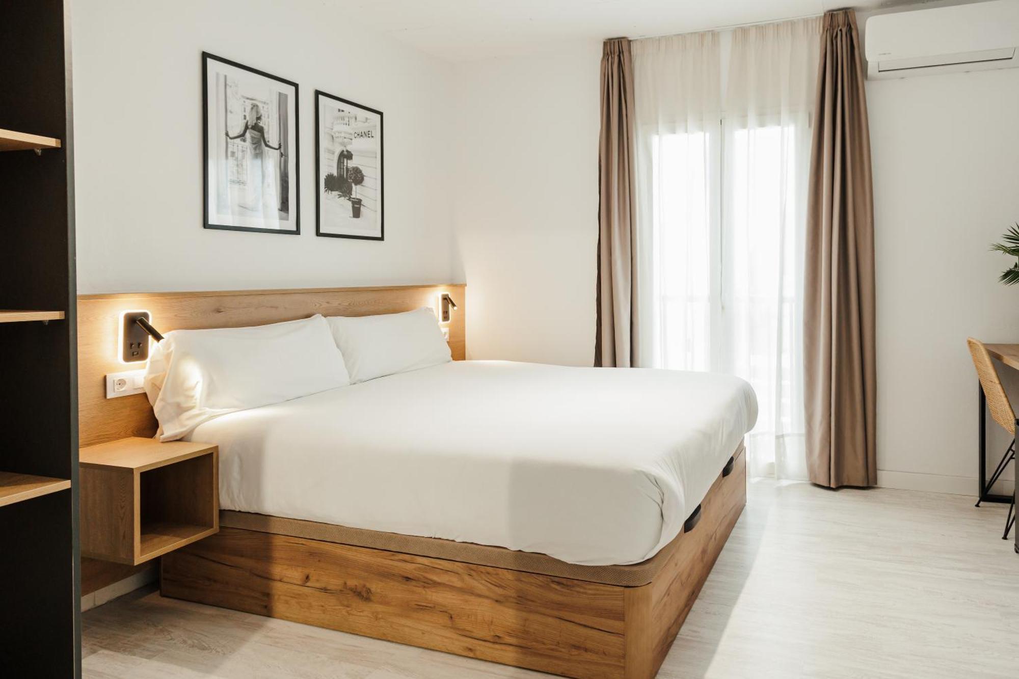 Astuto 21 Suites - Adults Only Jerez de la Frontera Exterior photo